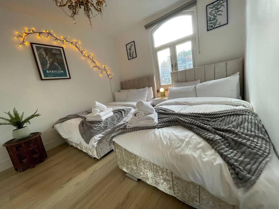 Апартаменти Beautiful Haven,Tower Bridge Rd Лондон Екстер'єр фото